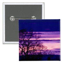 Lila Sonnenuntergang-Baum-Silhouetteknopfstift Anstecknadel