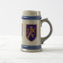 Löwe auf blauem Schild Kaffee Tasse