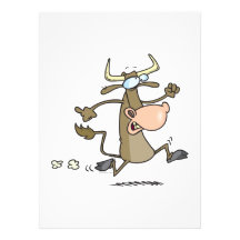lustige Cartoonkuh auf dem Laufmoove Einladungskarte