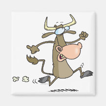 lustige Cartoonkuh auf dem Laufmoove Kühlschrankmagnete