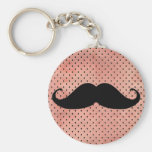Lustiger Schnurrbart auf niedlichem rosa Polka-Pun Schlüsselanhänger