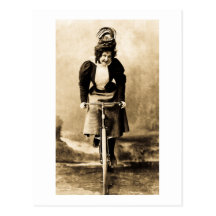 Madge Lessing auf Fahrrad Vintages 1902 Postkarte