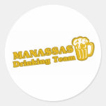Manassas trinkende Teamt-shirts Runder Sticker
