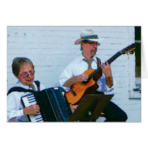 Männer, die Akkordeon und Gitarre spielen Karten