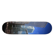 Moderne Büro-Gebäude Skateboard Bretter