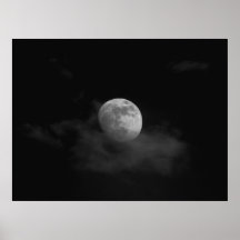 Mond in den Wolken Posterdrucke