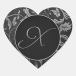 Monogramm X silbernes und schwarzes Damast-Hochzei Herzaufkleber