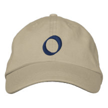 MONOGRAMME BESTICKTE CAPS