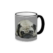 Mops nichts, das besser als Mops ist, umarmt Beche Tasse