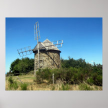 „Mühle des Tabletts von Ally postieren. Hohe Loire