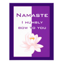 Namaste - ich beuge bescheiden zu Ihnen (lila) Einladungskarte