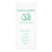 Namaste - ich beuge zu Ihnen (im Grün) Individuelle Ankündigskarten