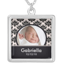 Neuer Baby-Halsketten-Foto-Schwarz-Rosa-Damast-Anh