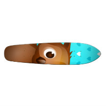 Niedliche Eule auf blauem Herz-Muster-Hintergrund Individuelle Skateboards