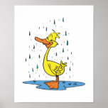 niedliche Pfützenente im Regen Plakate