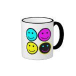 niedlicher cmyk Smileyentwurf Kaffeetasse