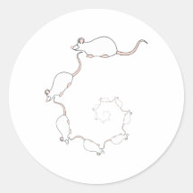 Niedlicher weißer Mäuseentwurf. Spirale der Mäuse Runde Aufkleber