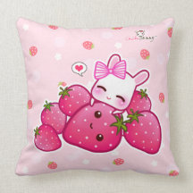 Niedliches rosa Häschen mit kawaii Erdbeeren Kissen