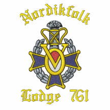 Nordikfolk, Häuschen 761 fertigen es für Ihr Häusc Besticktes Polo Shirt