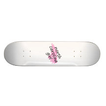 North Carolina-Mädchen mit gekritzeltem North Caro Individuelle Skatedecks