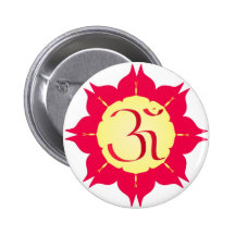 OM auf Blume Anstecknadelbutton