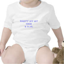 Party an meiner Krippe T-shirt