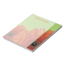 Personalisierter orange Gerbera-Gänseblümchen-Grün Notizblöcke