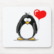 Pinguin mit einem Herzballon Mauspads