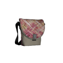 Pink and Cream Painted Fraktal Kurier Tasche