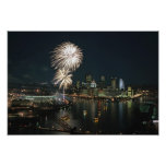 Pittsburgh-Drucke nachts mit Feuerwerken Kunstphoto