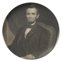 Porträt von Lincoln ein Dokument in seinem verwahr Teller