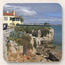 Portugal, Cascais. Praia DA Rainha, ein Strand in  Untersetzer