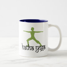 Pose Hatha Yoga-Geschenk des Krieger-II Teetassen