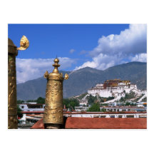 Potala-Palast in Lhasa, Tibet genommen von Postkarten