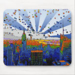 Psychedelisches NYC: Breite Skyline-Ansicht ESB Mauspad