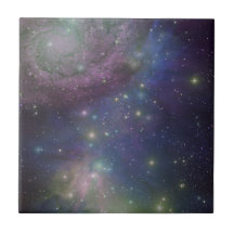 Raum, Sterne, Galaxien und Nebelflecke Fliese