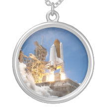 Raumfähre Atlantis, das Auftrag STS-132 startet Selbst Gestalteter Schmuck