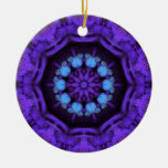 Reicher lila und blauer Mandala ornaments