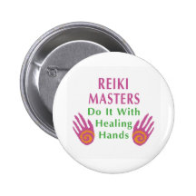 Reiki Meister tun es mit den heilenden Händen Anstecknadelbuttons