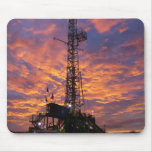 Riese mit Vanille-Himmel Mousepad