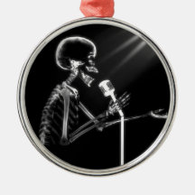 RÖNTGENBLICK-SKELETON GESANG AUF RETRO MIC - B&W WEIHNACHTSORNAMENT