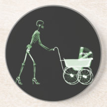 RÖNTGENSTRAHL-SKELETON FRAU U. KINDERWAGEN - GRÜN GETRÄNKEUNTERSETZER