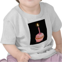 Rosa feenhafter Kuchenkleiner kuchen mit Geburtsta T-shirt