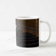 Rose auf Klavier Kaffee Haferl