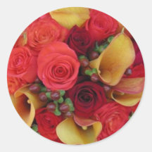 Rosen, Calla-Lilien und Beeren Runder Sticker