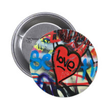 Rot gemalter Herz-Liebe Graffiti Anstecknadelbutton