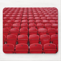 Rote Sitze am Fußballstadion Mousepads