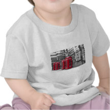 Rote Telefonzellen T-shirts
