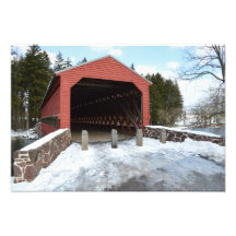Rote überdachte Brücke 3 Foto Druck