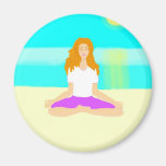 Rotes behaartes Mädchen, Yoga, OM-Pose, Strand, Oz Magnete